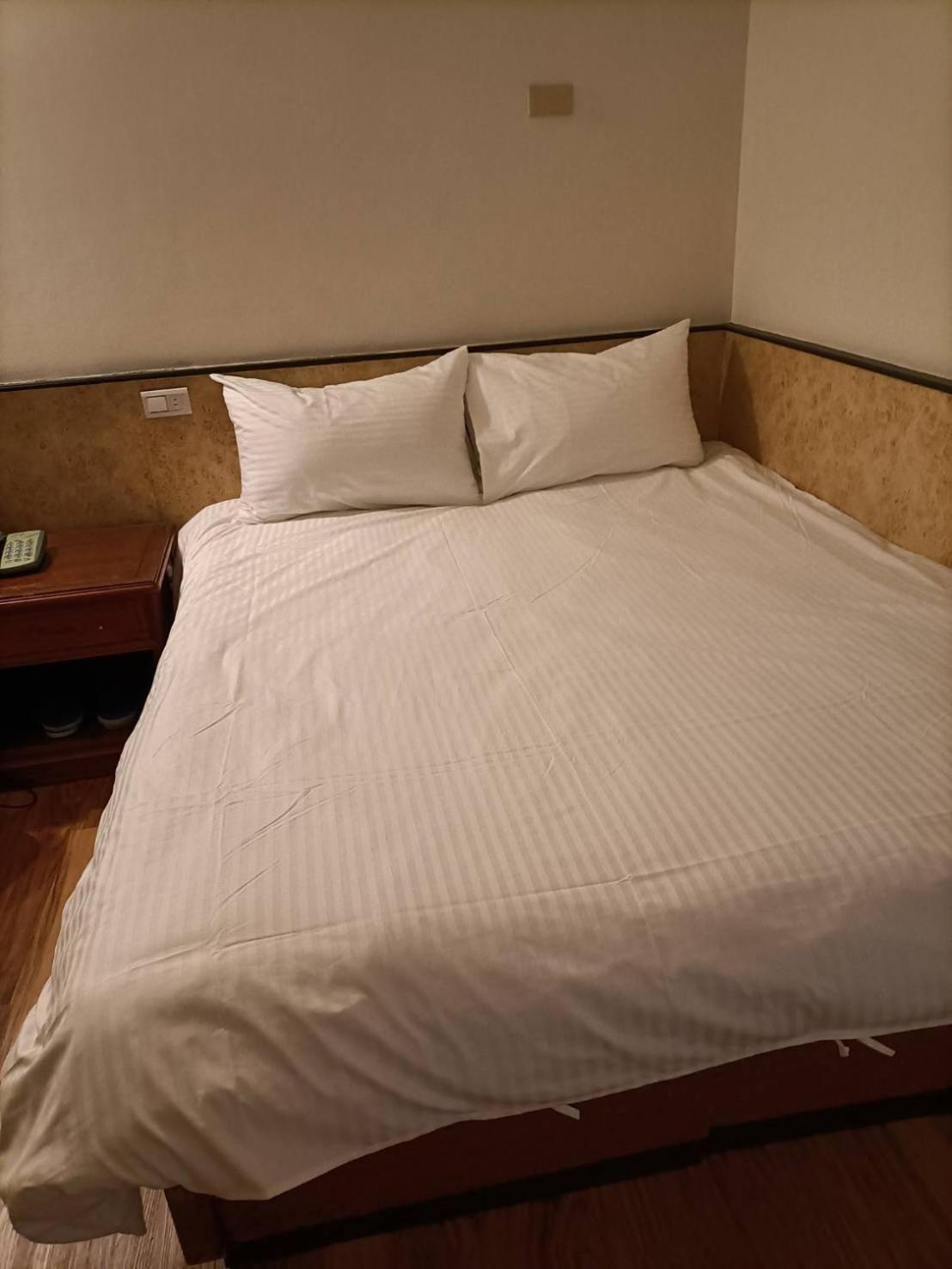 丸松商旅 Hotel Miaoli Luaran gambar