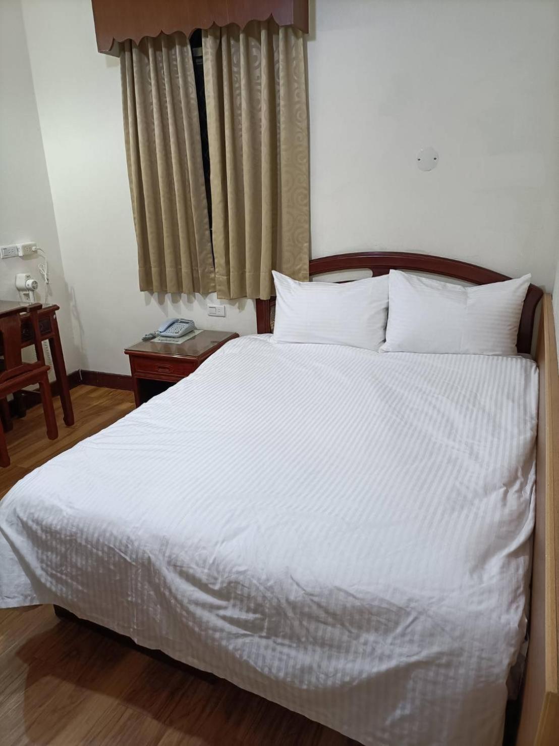 丸松商旅 Hotel Miaoli Luaran gambar